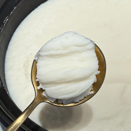 【有机土黑猪的猪板油】好油来自好猪✓ 连续14年有机认证✓ 30000亩高山放养黑士猪，散养365天以上，一年四季不下山 商品图2