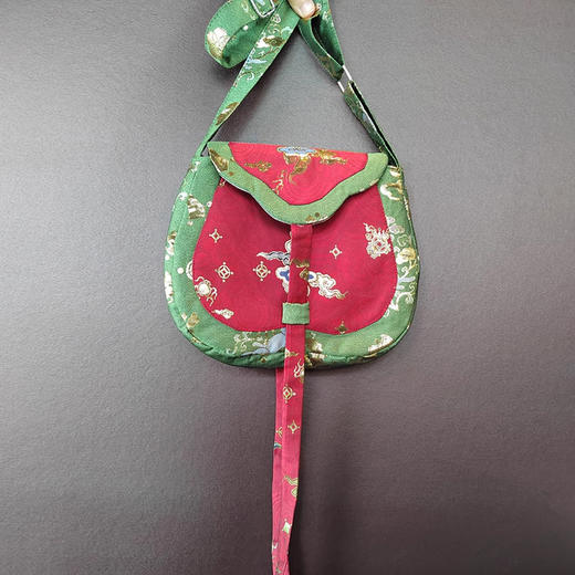 裁缝学苑AQ396汉服货郎包织金面料斜跨包纸样女装男女通用古风小包样板 商品图5