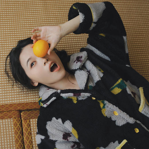 【加厚羊羔绒】秋冬法兰绒加厚睡衣套装加绒繁花珊瑚绒保暖家居服女冬季 商品图3