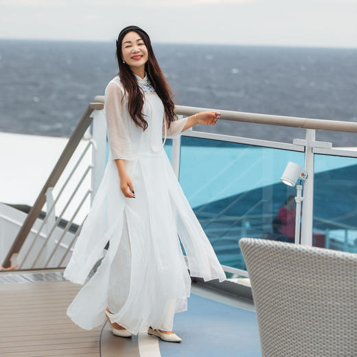 【林栖设计小店】（上衣现货）真丝绣花衬衣裤子2025春季新品宽松飞片花仙子上衣阔腿裤1951108-1951109 商品图0