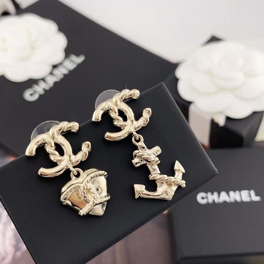香奈儿25早春最新款绝美系列双c吊锚心耳钉（XJ） 商品图1