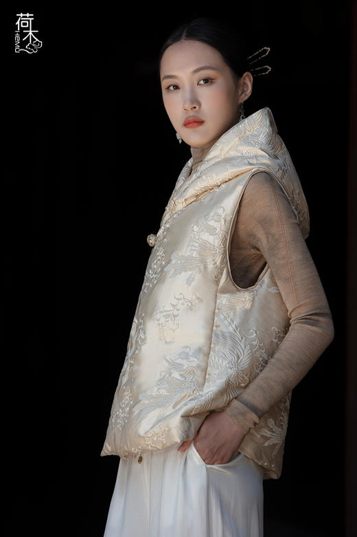 荷木HEMU丨凤来仪·羽绒马甲 商品图0