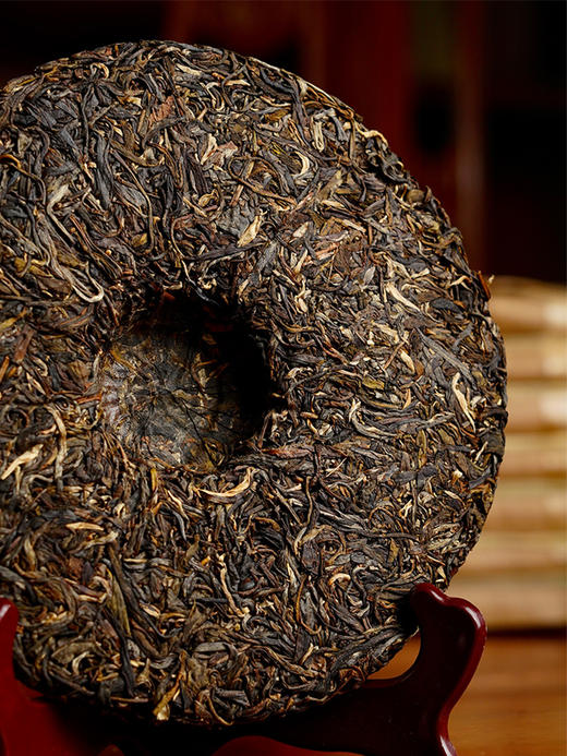 【圣兽凤凰】圣兽系列收官巨作！2020年冰岛老寨茶王古树占比90%，创世神秘配方，让口感更惊艳！7饼/箱 拍5箱发6箱 全球仅有60箱 商品图8