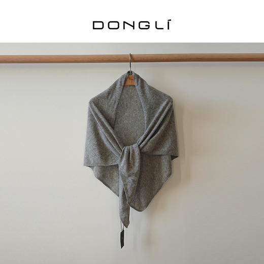 东黎 • 山羊绒女士秋冬大三角巾 4B12 商品图2