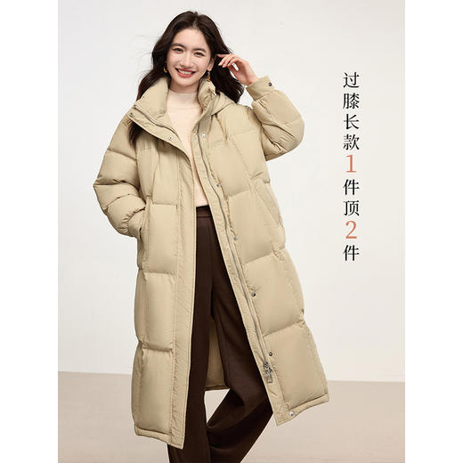 【年终特卖】熙世界长款羽绒服女冬季2025新款时尚加厚立领连帽白鸭绒保暖外套 商品图1