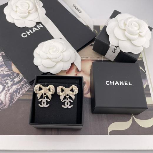 香奈儿24新品系列墙裂来袭金结吊银c耳钉（XTY） 商品图0