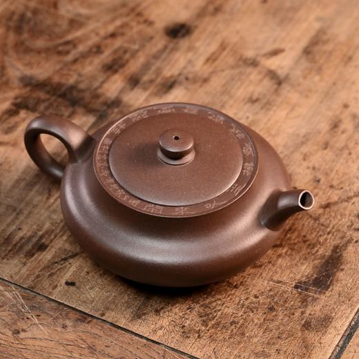 「磉盘」 黄龙山紫泥  作者：张顺英   180cc  宜兴紫砂 商品图3