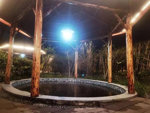 【青城天仁酒店】暖冬青城山泡汤，周末通用不加收！￥19.9起抢「青城天仁酒店」单人汤泉票！￥269抢优享/观景房套餐！品质酒店欢度假日时光！ 商品图6