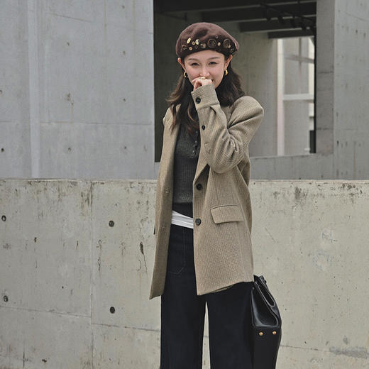 【顺丰包邮】05437 洛诗琳秋冬新款翻驳领廓形羊毛编织西装外套女587 商品图3