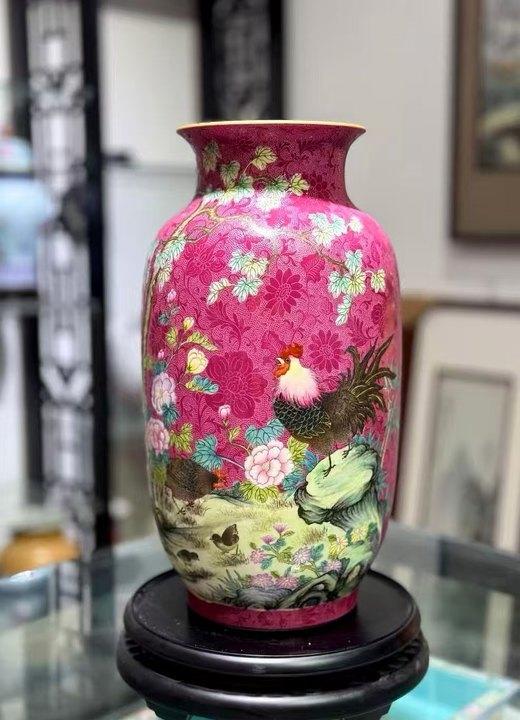 胭脂红扒花大吉大利冬瓜瓶 商品图0