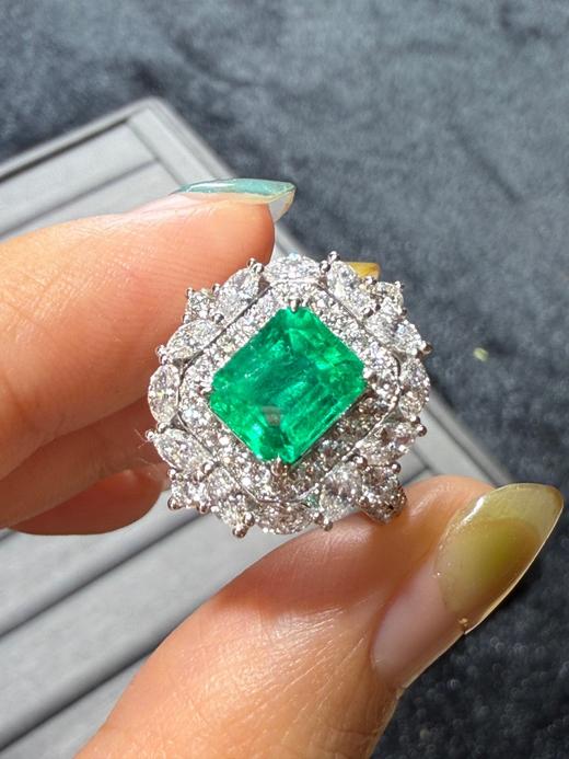 1.64ct刻面祖母绿戒指 商品图3