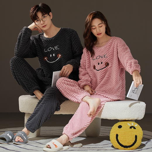 【透梦-男女款软绵绵家居服套装】升级版双面优质珊瑚绒，丝滑亲肤保暖蓄热，高品质高颜值高工艺，防静电不掉毛不掉色，多款式选择，居家外穿都会被夸！ 商品图12