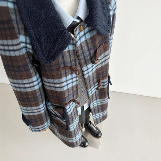 【复古格调】24新款咖蓝格复古时尚牛角扣设计师韩系毛呢大衣外套！ 商品图3