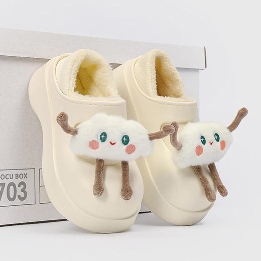 【超可爱❗️带配饰加绒洞洞鞋】足下“暖宝宝”，包跟好暖好舒服❗️拖鞋冬季新款包跟厚底踩屎感保暖棉拖女棉鞋 商品图5