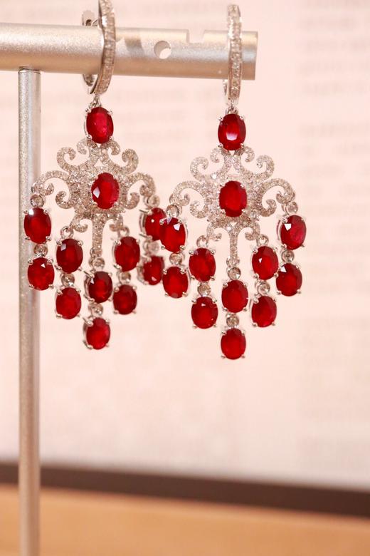 7.9ct刻面红宝石耳坠 商品图1