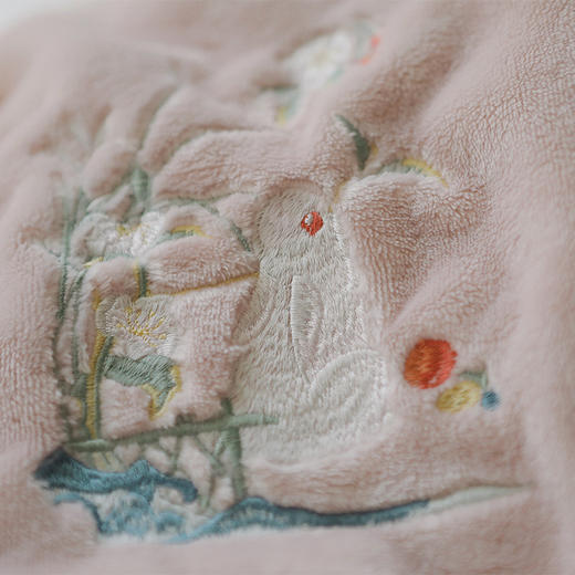 特价！秋冬法兰绒国风汉服加厚新中式保暖家居服套装精美刺绣珊瑚绒睡衣女士 商品图1