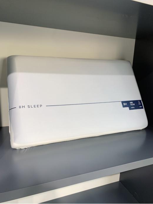 🥰【赠送高端礼盒】原单亚朵8h深睡眠pro零压记忆枕😱 双层枕芯的设计很特别，👉柔软Q弹 上层有duang duang❣️的回弹感像有一双无形的大手 商品图3