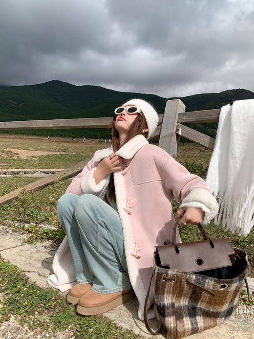 <曾小咸推荐>新品现货秒杀！卖完下架不再补 ！微信粉丝打折价！！ 皮毛一体中长款毛呢大衣 日常429.99/件 立减210 秒杀219.99/件！！ 商品图7