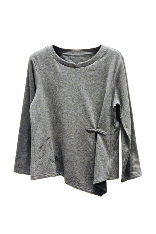 VIVIAN LIU R2457311秋新款圆领宽松侧腰褶皱不规则下摆针织衫 商品图5