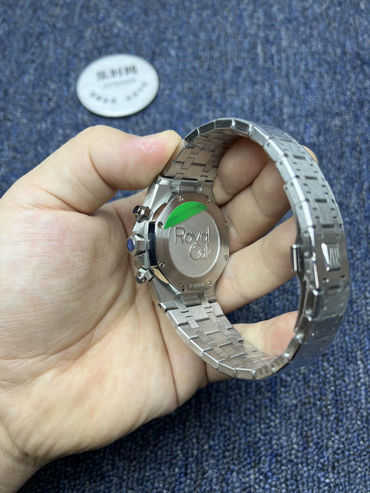 AP新尺寸38mm 热门爱彼 Audemars piguet AP 爱彼 皇家橡树系列26715 表盘尺寸38mm 男女皆可佩戴 小手腕男生 商品图5