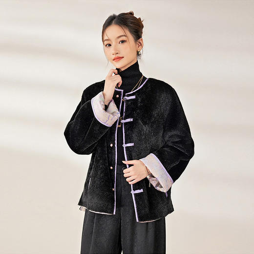 【自】全新升级【铂金会员588/天猫799/差价211】(41809) 洛诗琳新中式真丝宋锦改良国风外套2024双面穿盘扣国风上衣 商品图2