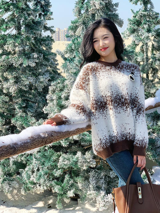 【百图lulu定制】【雪王毛衣】雪花氛围感点染 貂绒 落肩 慵懒感 毛衣 商品图6