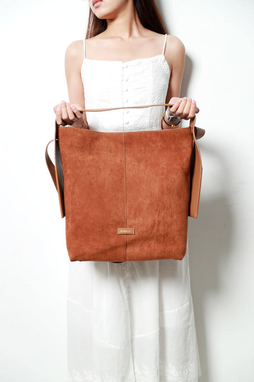 富婆儿既视感！！氛围感托特包。慵懒风大容量牛皮单肩包A120660 商品图9