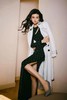 "满天星“礼服裙，仿佛把银河穿上身了，设计剪裁上，运用了旗袍的版型，塑造出东方美，整体低调华丽，在大场合中，这就是一款，不争艳，但却令人一眼难以忘怀J203I4614颈袖添香 商品缩略图9