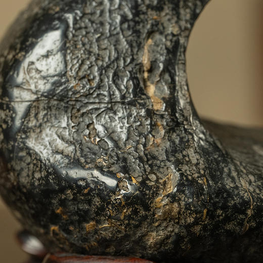 清 灵璧石云岫文房赏石（红木座） 商品图2