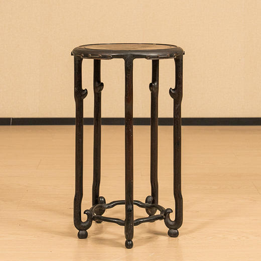 清 红木镶瘿木云纹五足花几 商品图4