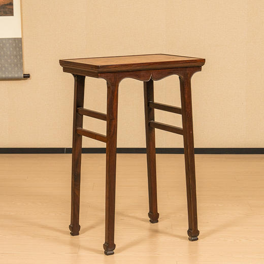 清 红木镶瘿木插肩榫宝剑腿香几 商品图4