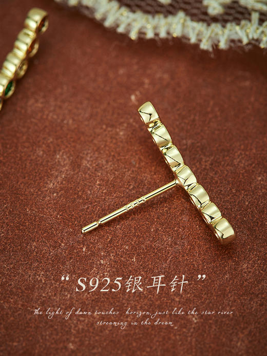 Oflye潮流饰品   彩虹色多钻耳排多巴胺彩色耳钉女新款小清新轻奢甜美气质耳饰 商品图3