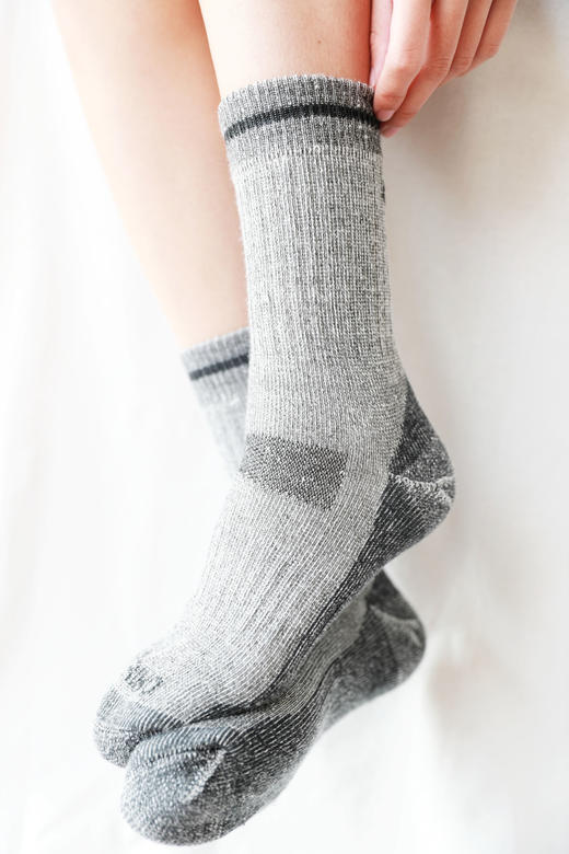 美利奴羊毛袜，含20%羊毛。徒步中筒户外滑雪加厚羊毛袜子A120658 商品图0