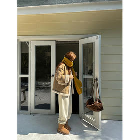 高级感复古麂皮绒短款外套！女款2024冬季新款韩版保暖皮毛一体大衣！