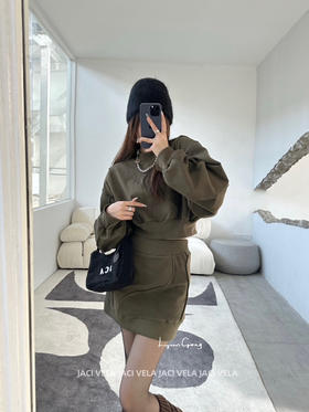 拼接波浪短卫衣