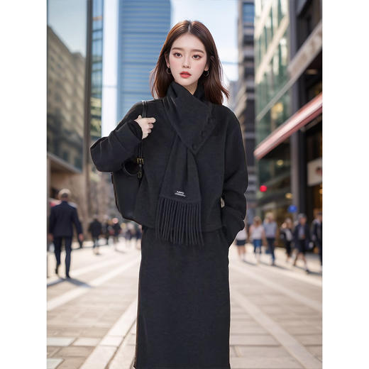 奢姿2024年冬季新款大码女装设计感加绒套装胖妹妹韩系通勤两件套【配有围巾】9944953708 商品图3