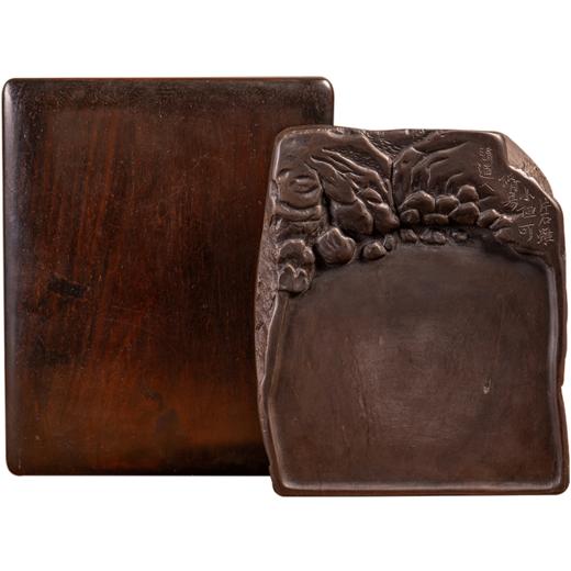 清 “清道人”铭山水人物随形老坑端砚（红木砚盒） 商品图5