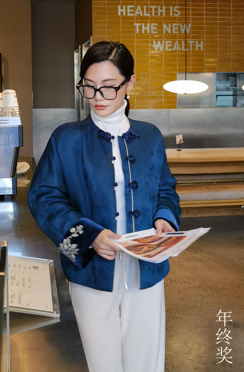 逸红颜明月优选 #19姆米提花萝香云纱【年终奖】撞色刺绣棉服，年末贺岁这么穿❗雅致老钱风