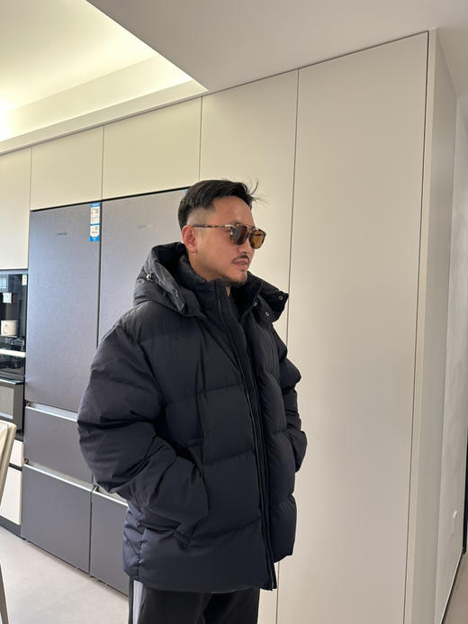 超厚实！Emporio Armani 24新款EA羽绒服男款正价7k 商品图12