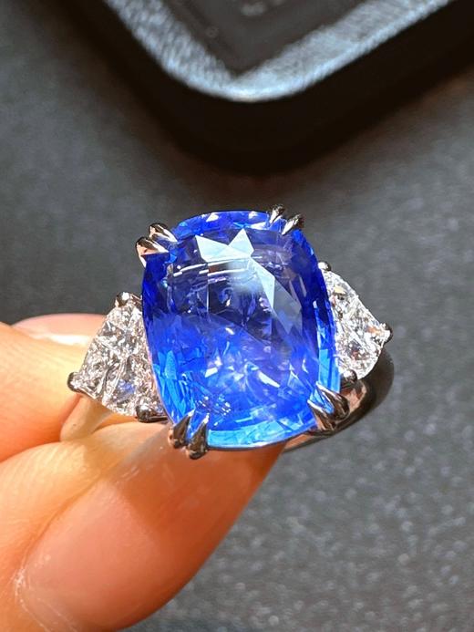 6.07ct刻面蓝宝石戒指 商品图0