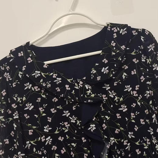 VIVIAN LIU TD2437401夏女装新款花边V领印花长袖长款连衣裙 商品图2