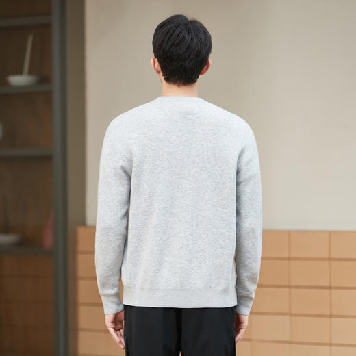 gxg.jeans男装  春季热卖不规则开叉设计圆领毛衫JFD12000521 商品图2