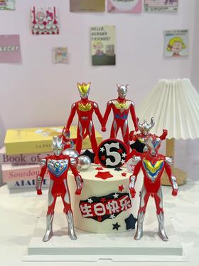 奥特曼天团蛋糕