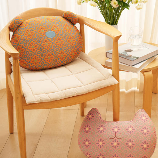 艺术家合作系列动物腰枕靠垫抱枕靠背垫办公椅腰靠垫护腰座椅腰托可拆洗久坐 商品图1