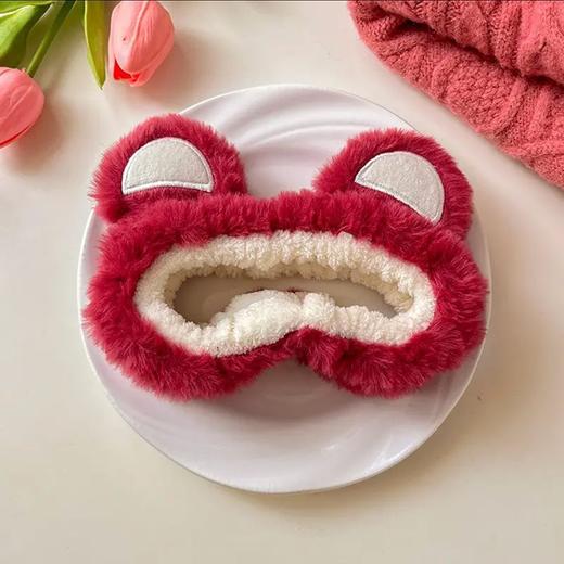 【阔爱草莓熊合集】可爱小熊发箍 敷面膜洗脸洗头毛绒发带 网红发夹草莓熊 颅顶束发带-QQ 商品图6