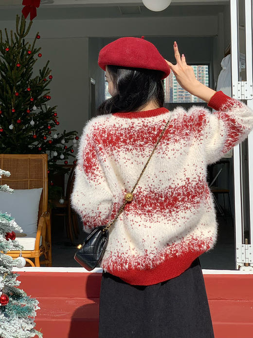 【百图lulu定制】【雪王毛衣】雪花氛围感点染 貂绒 落肩 慵懒感 毛衣 商品图2