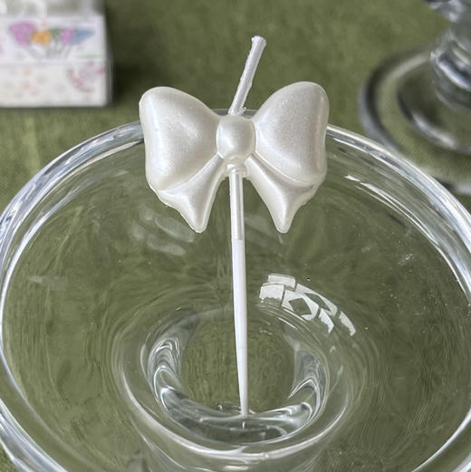 白色蝴蝶结蜡烛 商品图0