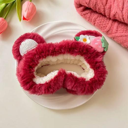 【阔爱草莓熊合集】可爱小熊发箍 敷面膜洗脸洗头毛绒发带 网红发夹草莓熊 颅顶束发带-QQ 商品图4