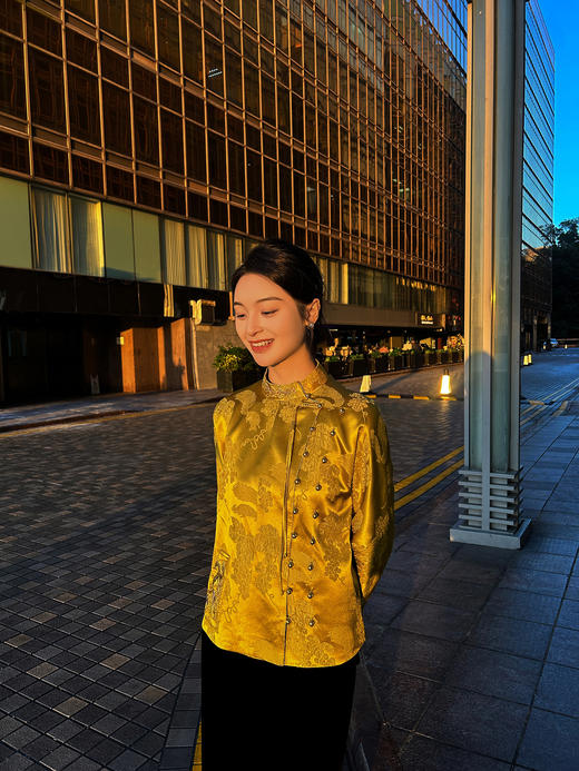 东方境X郭培| 芥末黄刺绣提花新中式上衣 商品图2