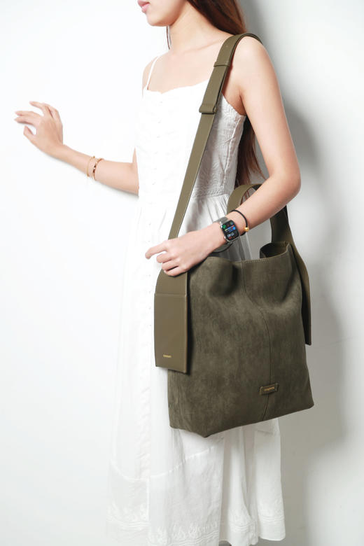 富婆儿既视感！！氛围感托特包。慵懒风大容量牛皮单肩包A120660 商品图2